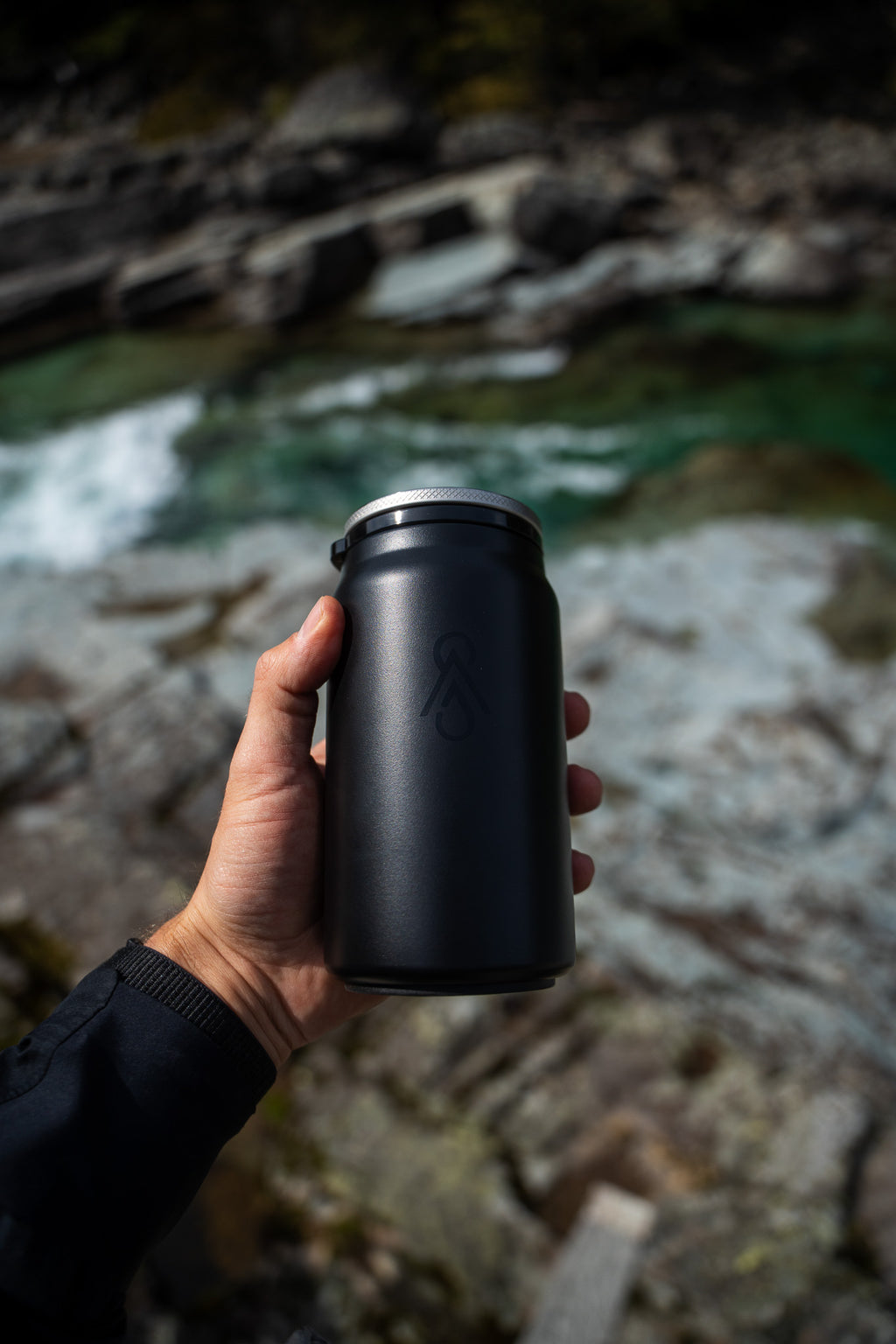 Hunter & Odi “Montana Roots” – Limited Edition Adventure Tumbler